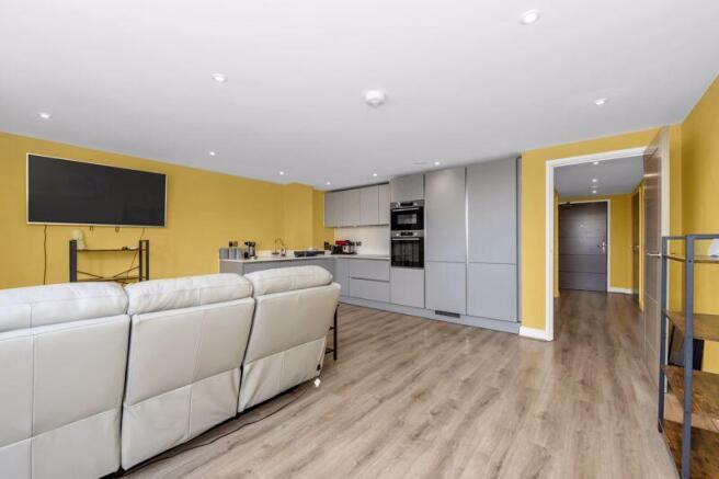 Sitting Room / Kitchen