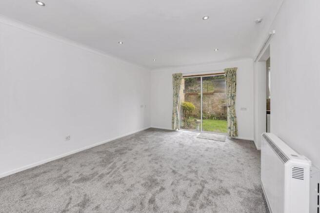 Sitting/Dining Room
