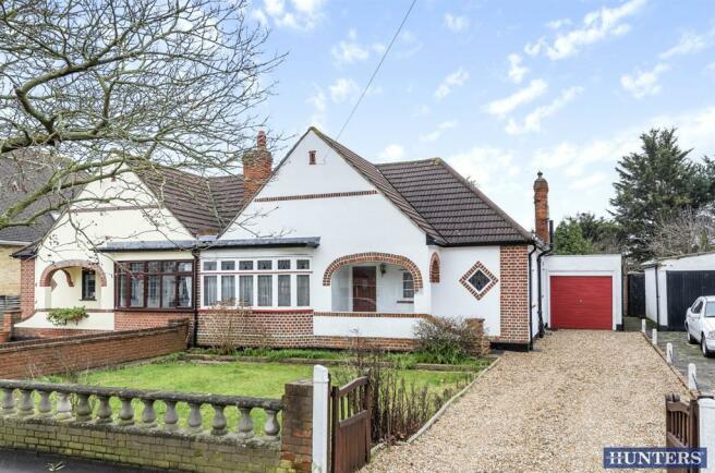 3 Bedroom Semidetached House For Sale In Hornchurch Road