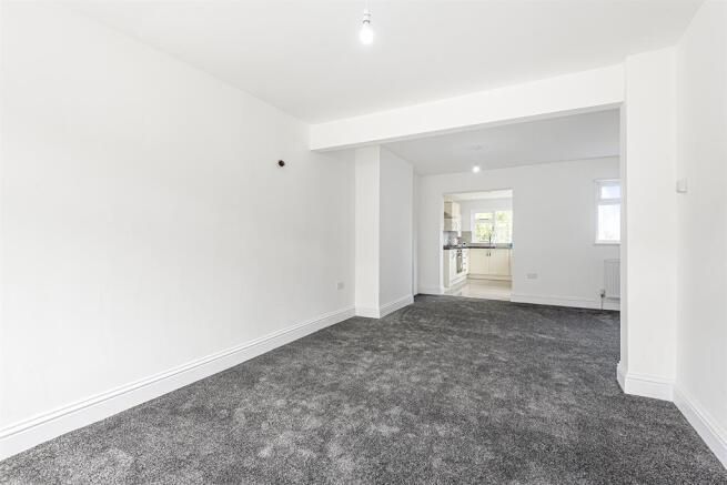 Find 3 Bedroom Houses For Sale In Hornchurch Zoopla Find 3 Bedroom Houses For Sale In Hornchurch Zoopla