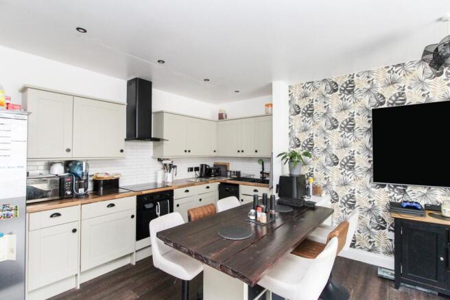 Kitchen/Living Room