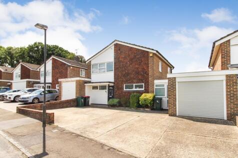 Holmbury Close, Crawley, West Sussex. RH11 8TG