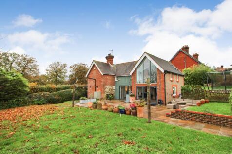 Brighton Road, Lower Beeding, Horsham, West Sussex. RH13 6NH