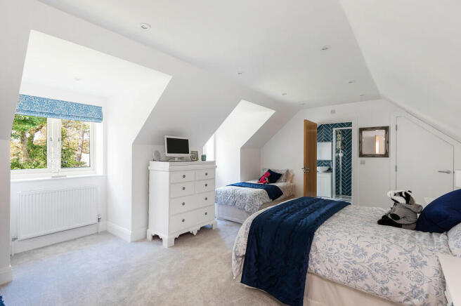 4 Flint Way ph28