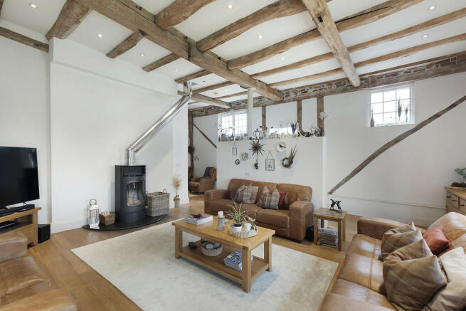 Manor Barn ph29