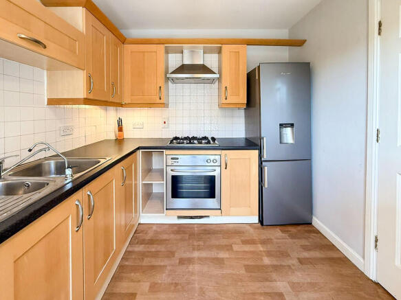 Kitchen (2)