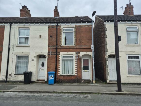 2 Bedroom House - end terrace for Sale