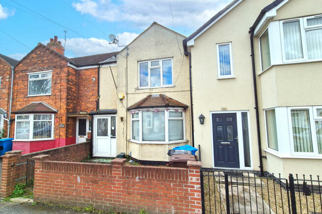 3 Bedroom Mid Terrace House - For Sale by Auction