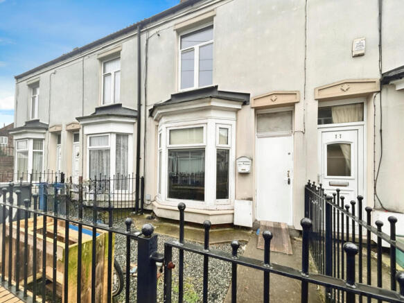 2 Bedroom House - mid terrace for Sale