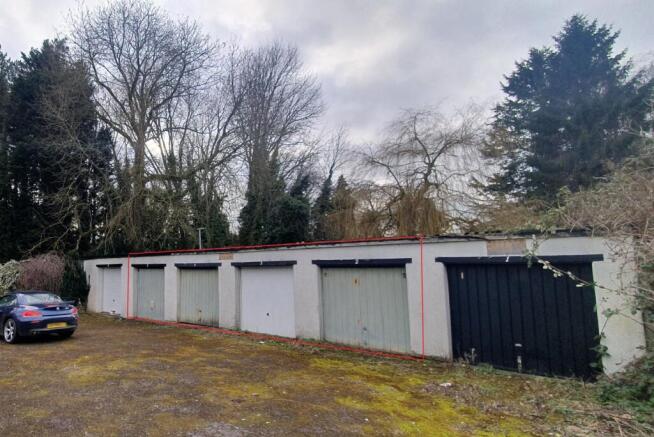 Four lockup Garages for Sale by Auction