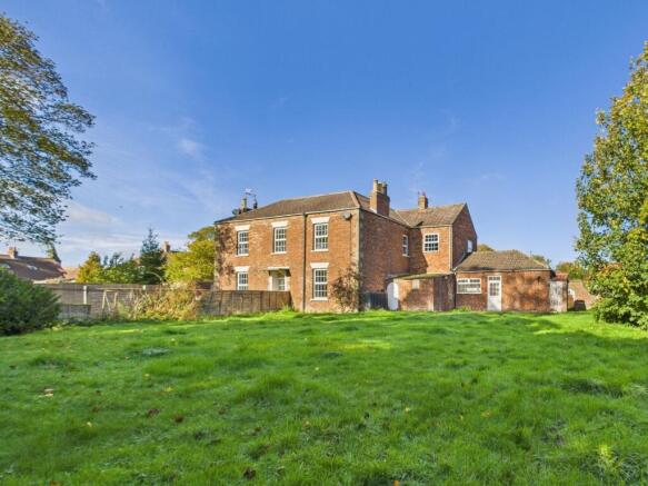 Detached Farmhouse for Sale by Auction