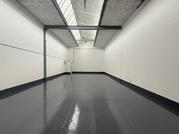 Unit 8 Int Rear.jpg