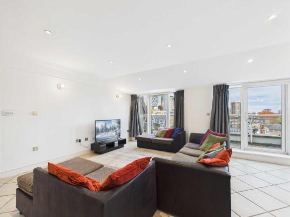 CAM03741G0-PR0130...