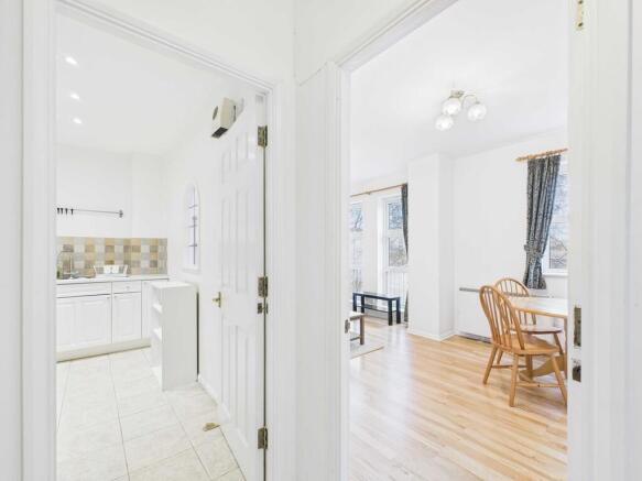 CAM03741G0-PR0135...