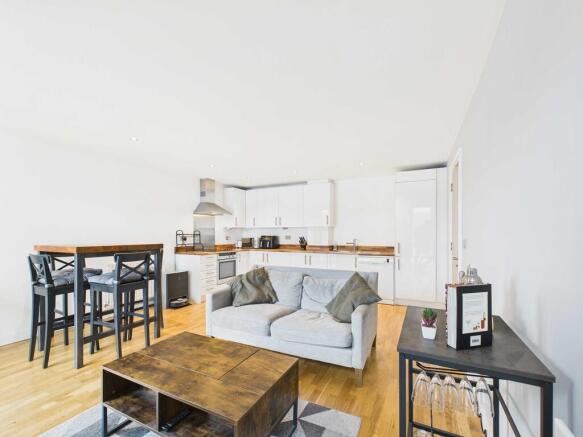 CAM03741G0-PR0144...