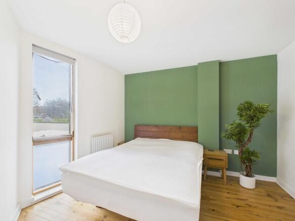 CAM03741G0-PR0144...