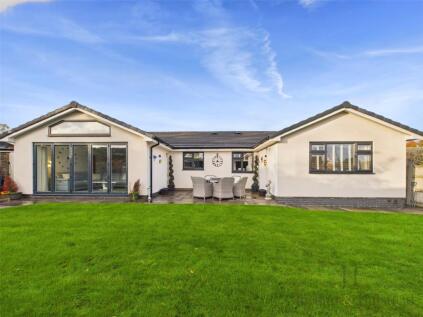 Old Hall Park, Guilden Sutton, Chester, CH3