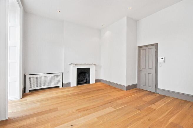 GRAFTON_WAY_-_RECEPTION_2_low.jpg