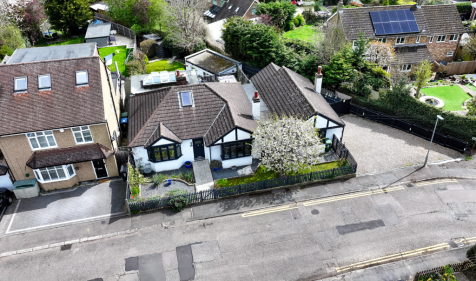 Cemmaes Court Road, Boxmoor, Hemel Hempstead, Hertfordshire, HP1 1ST