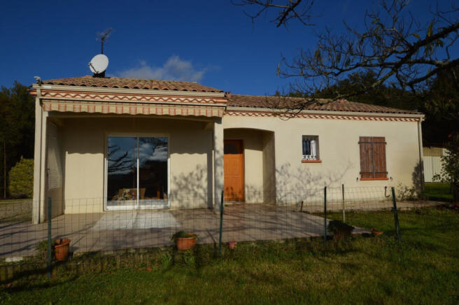 Photo 2