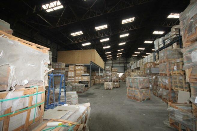 Light Industrial To Rent In Surplus Warehouse Premises Riverside