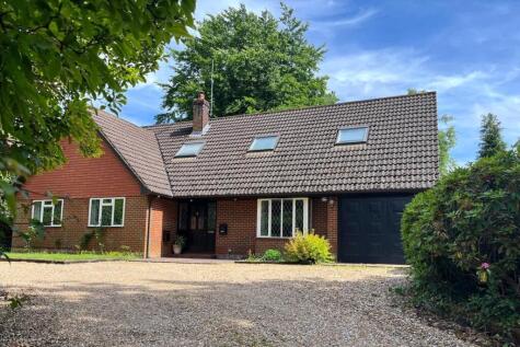 Wood Road, Hindhead, Surrey, GU26