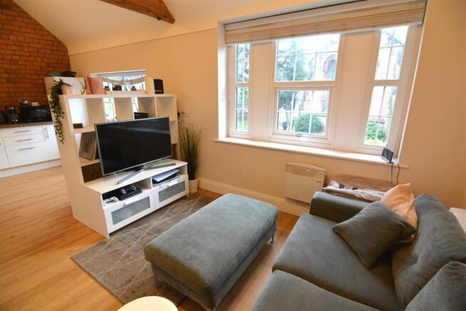 Kitchen / Living Room