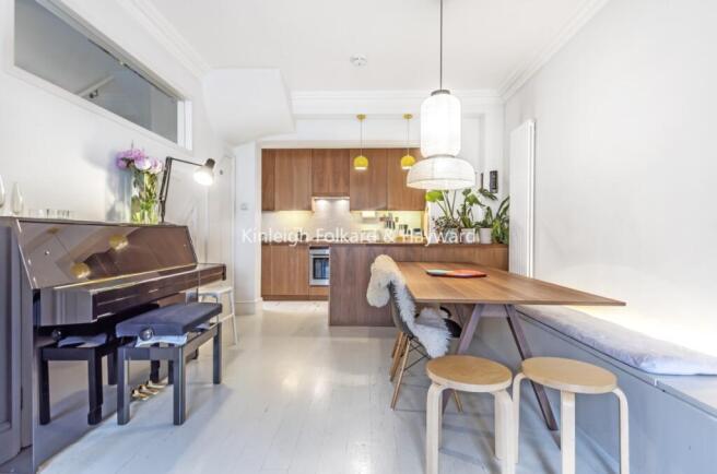 7175b131-6589-4e7e-b