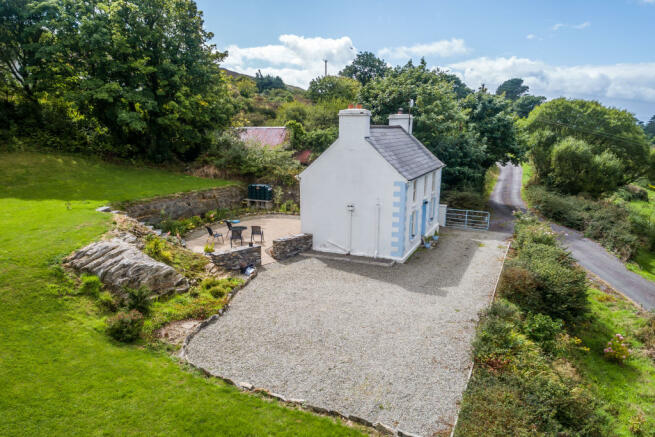 1 Bedroom Cottage For Sale In Waterfall Lodge Gearhies Bantry