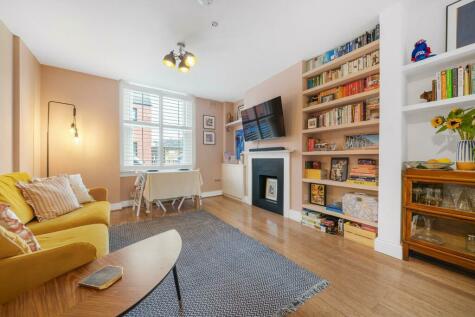 Tunstall Road - 1 bedroom flat for sale