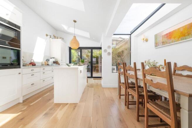 Kitchen.jpg