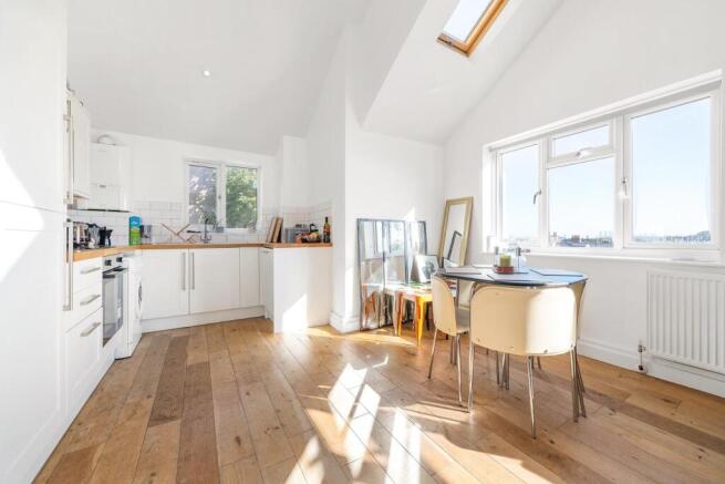 Open play kitchen/ reception (3)