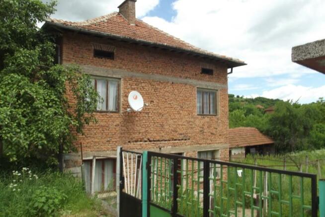 2 Bedroom Detached House For Sale In Montana Montana Bulgaria