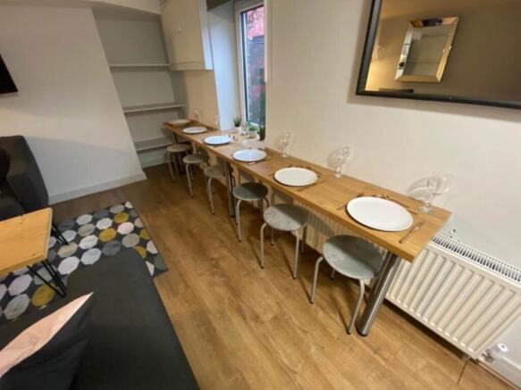 Lounge & Dining (3)