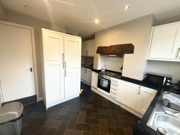 Kitchen (1)