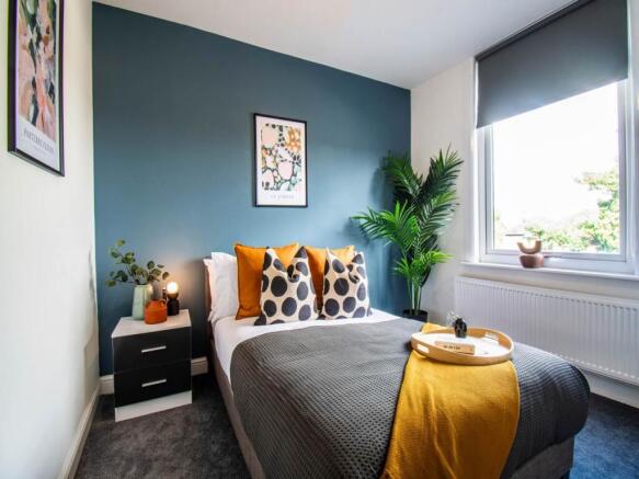 24 Grovehall Drive R