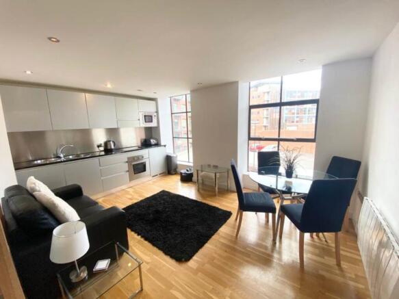 792737ef-a1be-49e6-8