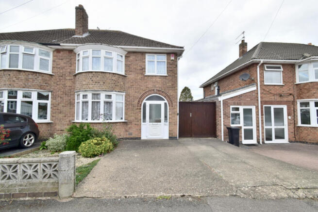 Lymington Road, Off Cardinals Walk, Leicester, Le