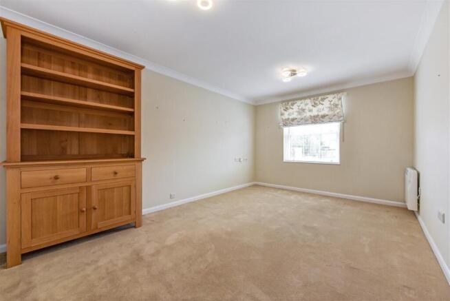 Sitting/Dining Room