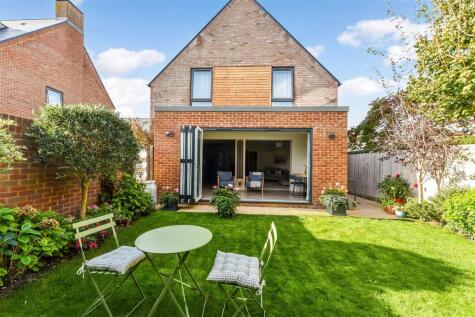 Windmill Close, Chichester