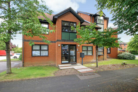 Farnborough - 1 bedroom apartment for sale