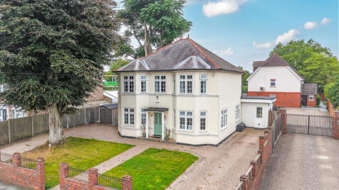 Gravel Road, Farnborough , GU14