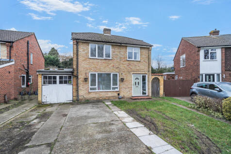 Giffard Drive, Farnborough , GU14