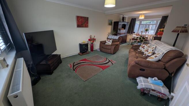 PXL_20251111_1116471