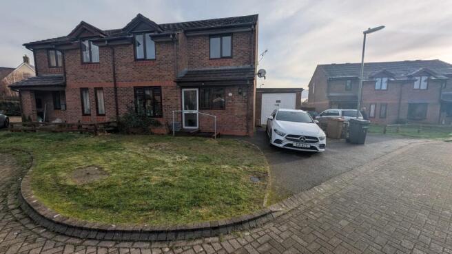 F8D93F1B-5EDF-4C6F-9