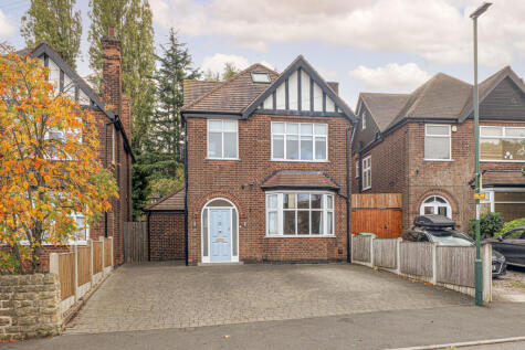 Charnock Avenue, Wollaton, Nottingham, NG8