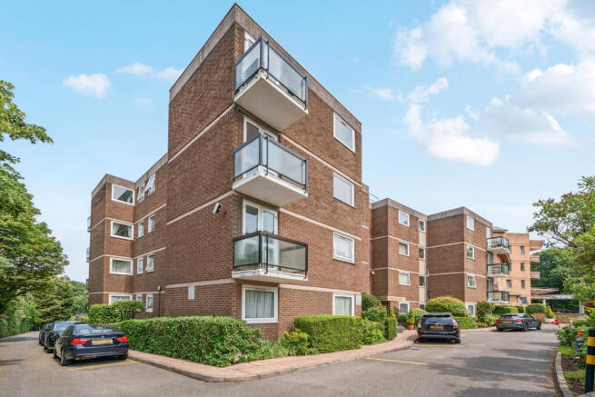 1313857-1-6855498...