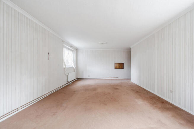 1313857-7-685549a...