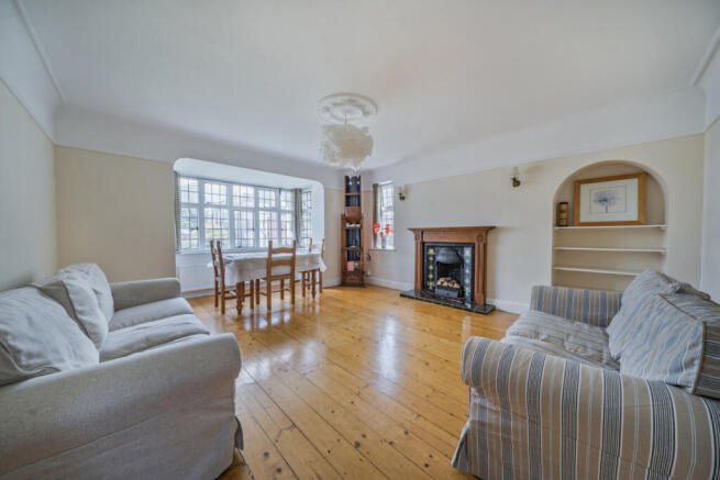 1354205-7-68c2abc...