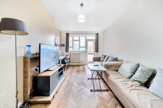 1360108-8-68fccf9...